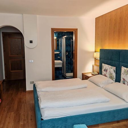 Hotel Alpenblick Sarentino Exterior photo