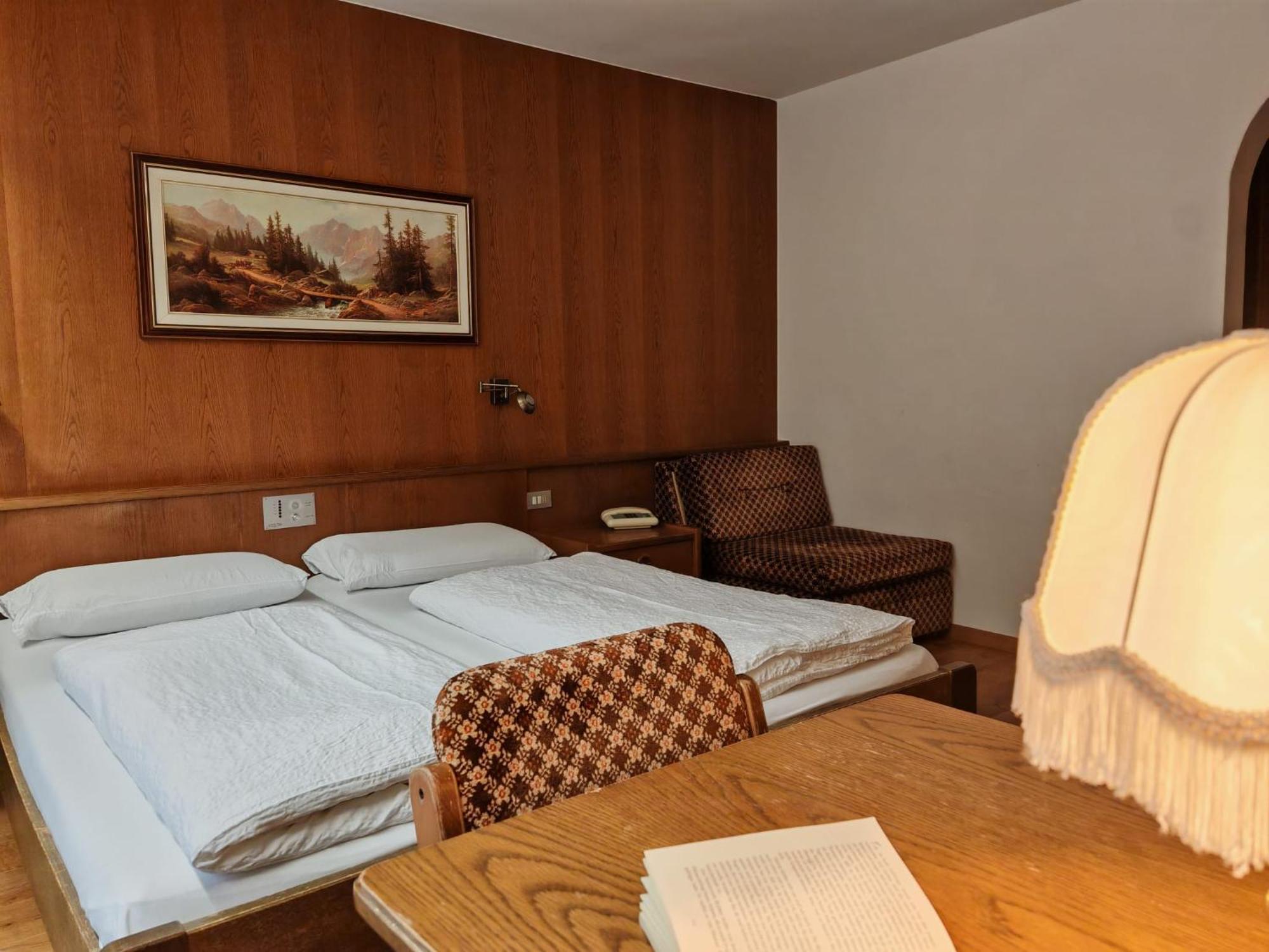Hotel Alpenblick Sarentino Exterior photo