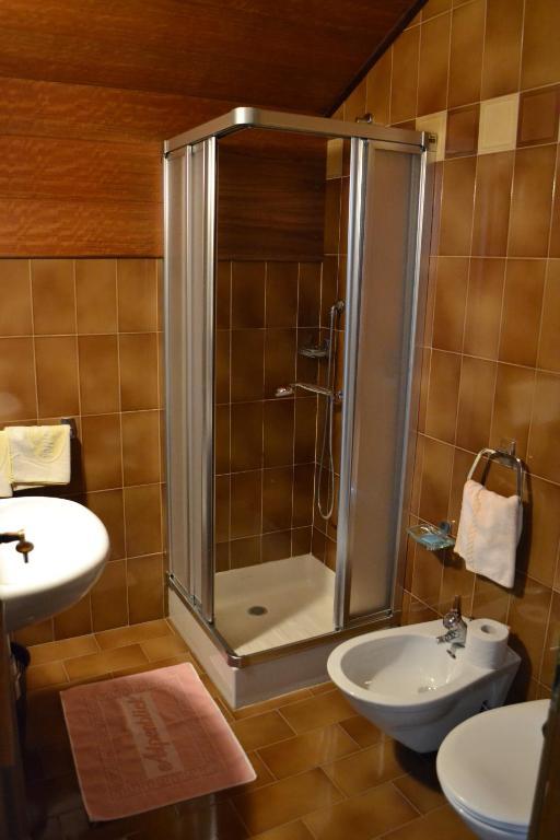 Hotel Alpenblick Sarentino Room photo