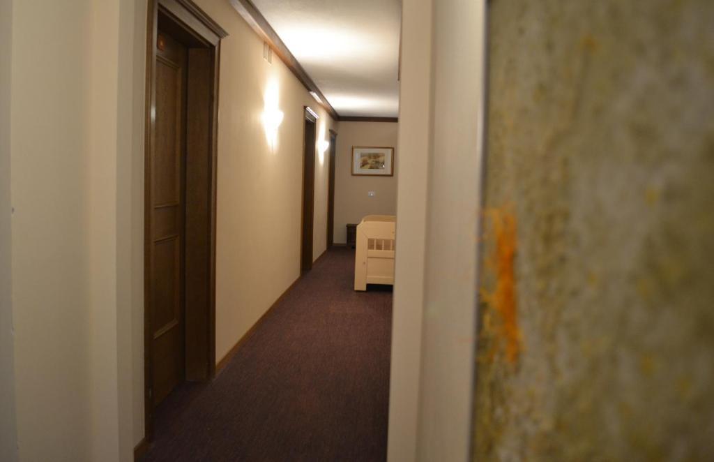 Hotel Alpenblick Sarentino Exterior photo